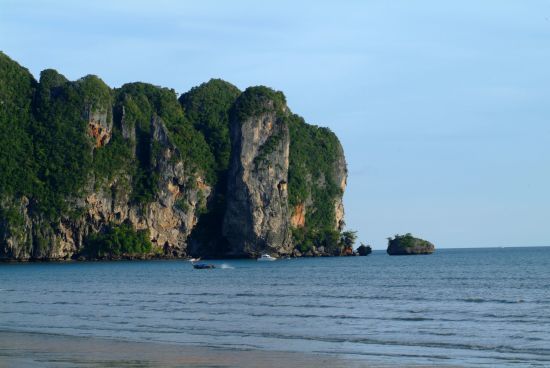 Aonang Villa Resort à Krabi:  Beach view