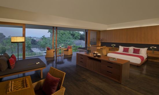 Anantara Chiang Mai Resort:  Lanna River View Suite 