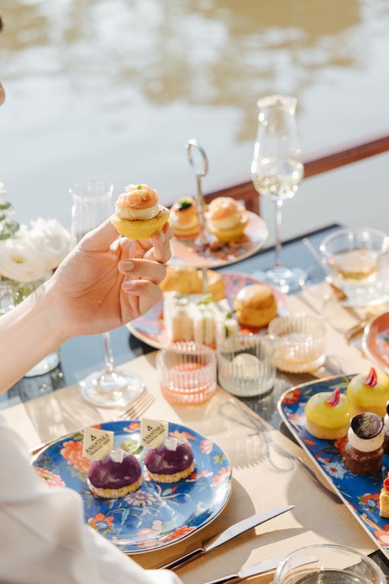 Anantara Chiang Mai Resort:  Nam Jit River Cruise Afternoon Tea