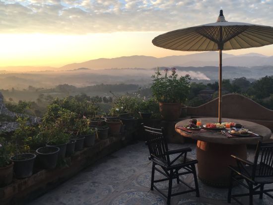 Phu Chaisai Mountain Resort à Mae Chan:  Sunrise Breakfast