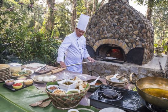 Phu Chaisai Mountain Resort à Mae Chan:  cooking