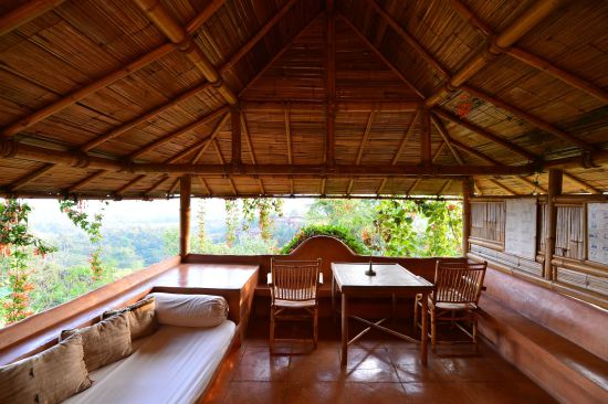 Phu Chaisai Mountain Resort à Mae Chan:  Upper Mountain Cottage balcony