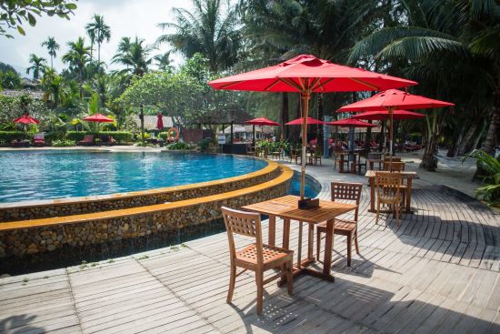 Centara Koh Chang Tropicana in Ko Chang:  Sea breeze pool