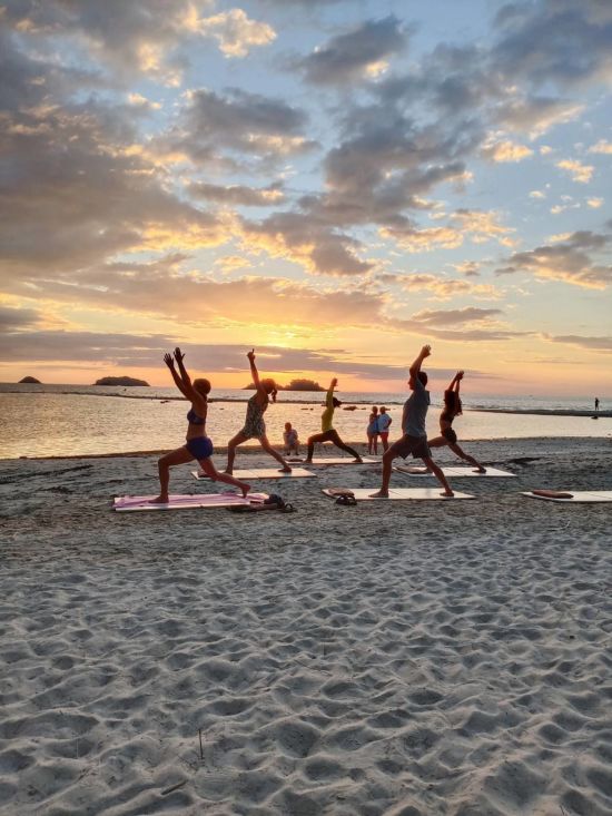 Centara Koh Chang Tropicana in Ko Chang:  Yoga at sunset