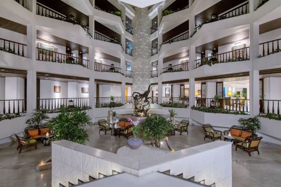 Siam Bayshore in Pattaya:  Atrium