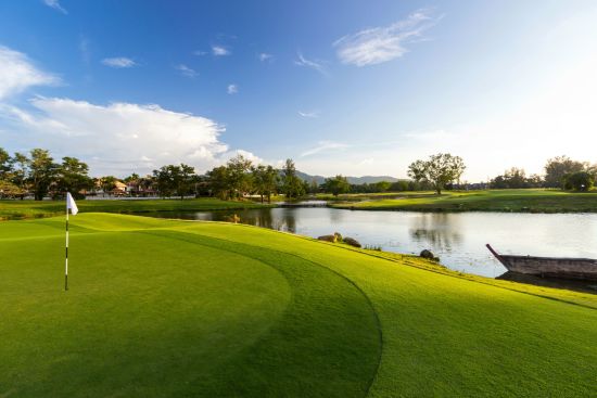 Dusit Thani Laguna Phuket:  Hole 1 Green