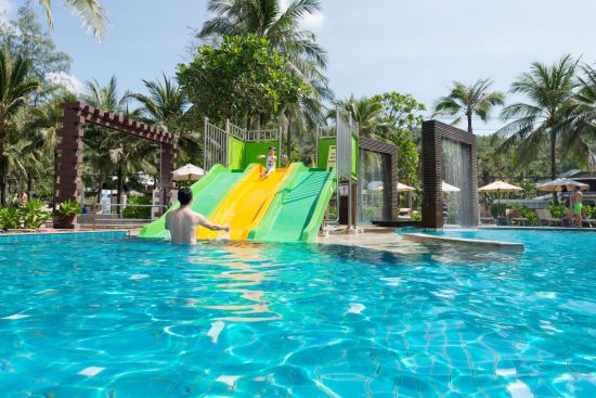 Katathani Phuket Beach Resort:  Beach Club Pool