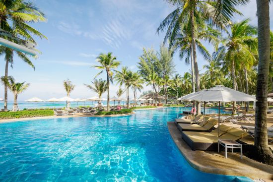 Katathani Phuket Beach Resort:  Kata Noi Pool