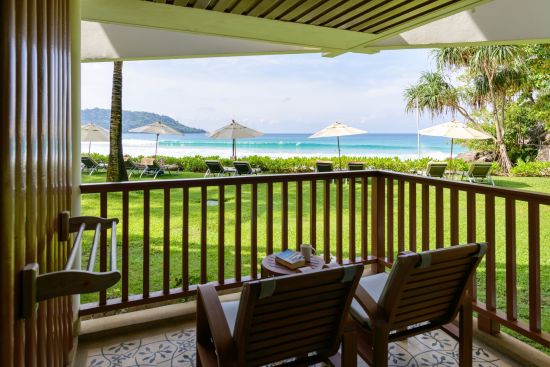 Katathani Phuket Beach Resort:  Junior Suite Oceanfront (Thani Wing)
