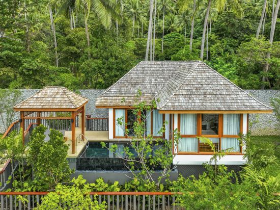 The Surin Phuket:  Pool Villa