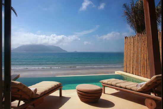Six Senses Con Dao:  Ocean Front Deluxe Pool Villa
