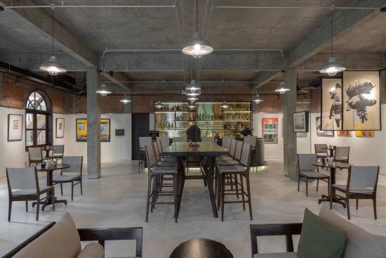 Anantara Hoi An Resort:  art space Restaurant