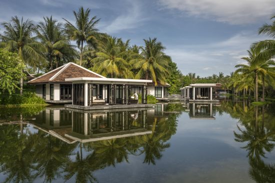 Four Seasons Resort The Nam Hai in Hoi An:  Spa Treatment Room Exterior