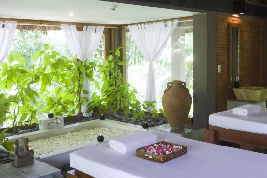 Pilgrimage Village à Hué:  Spa treatment room