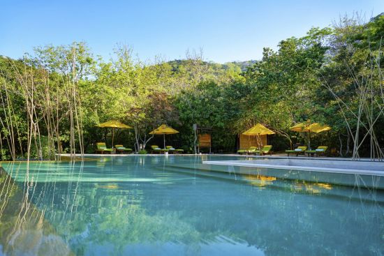 Six Senses Ninh Van Bay in Nha Trang:  Swimming Pool