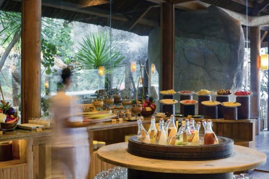 Six Senses Ninh Van Bay in Nha Trang:  Breakfast Buffet