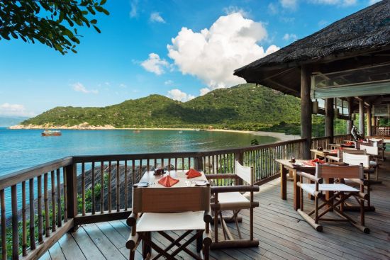 Six Senses Ninh Van Bay in Nha Trang:  Dining at the Bay