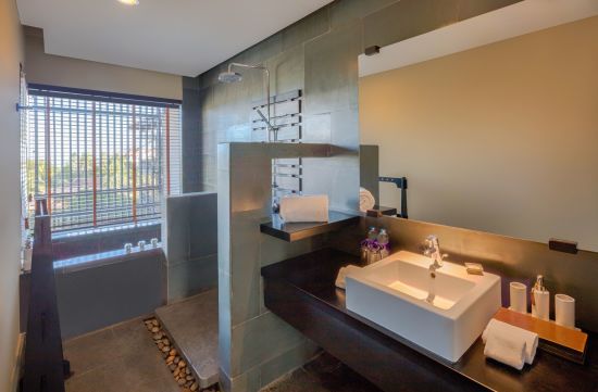 Anantara Mui Ne Resort in Phan Thiet:  Premier Room | Bathroom