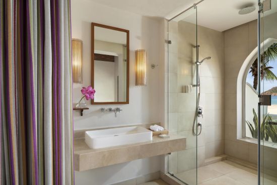 Avani Quy Nhon Resort:  Avani Family Studio | bathroom