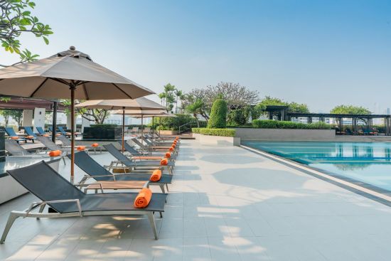 Pathumwan Princess in Bangkok:  Pool