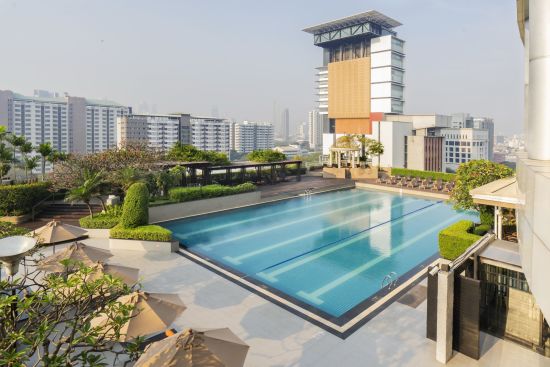 Pathumwan Princess in Bangkok:  Pool