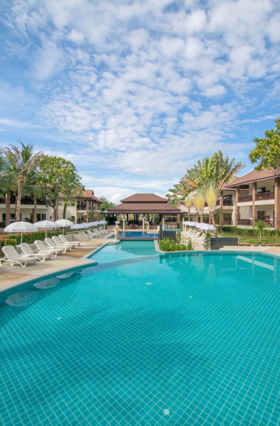 The Leaf Oceanside by Katathani in Khao Lak:  Pool