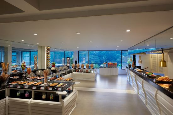 Cinnamon Citadel in Kandy:  Restaurant