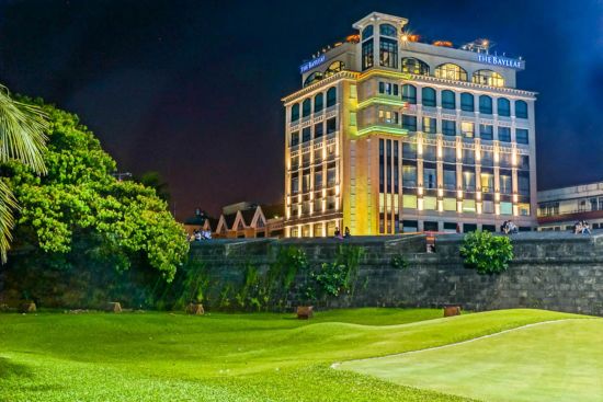 The Bayleaf Intramuros à Manille:  Hotel Facade