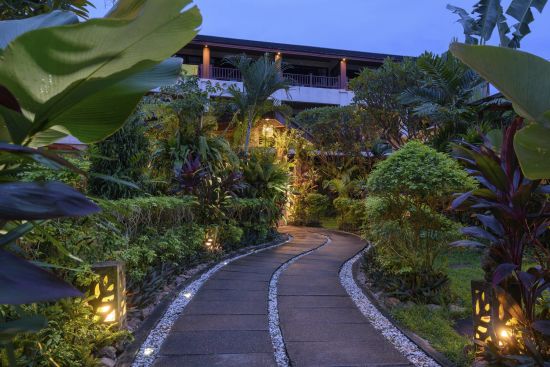 Samui Jasmine Resort in Ko Samui:  Walkway