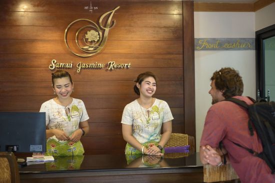 Samui Jasmine Resort in Ko Samui:  Reception desk