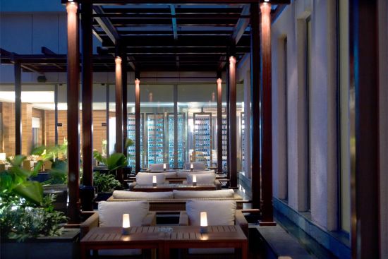 Hyatt Centric MG Road Bangalore à Bengaluru:  Liquid Lounge and Bar Outdoors