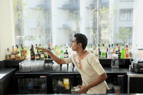 NH Bentota Ceysands Hotel:  Ceylon Club T-Bar