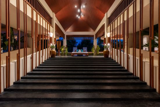 Dewa Phuket Resort & Villas:  Hotel Lobby