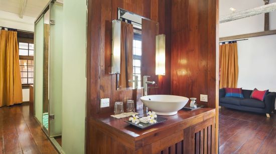 The Fort Printers in Galle:  History