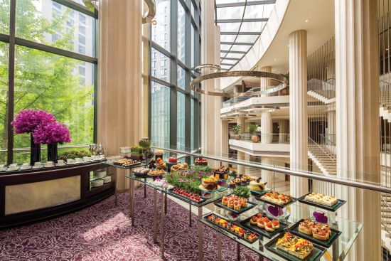 Regent Beijing in Peking:  Ballroom Foyer