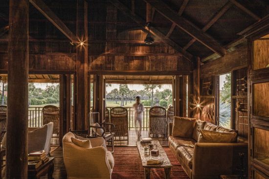 Phum Baitang in Siem Reap:  Main Bar