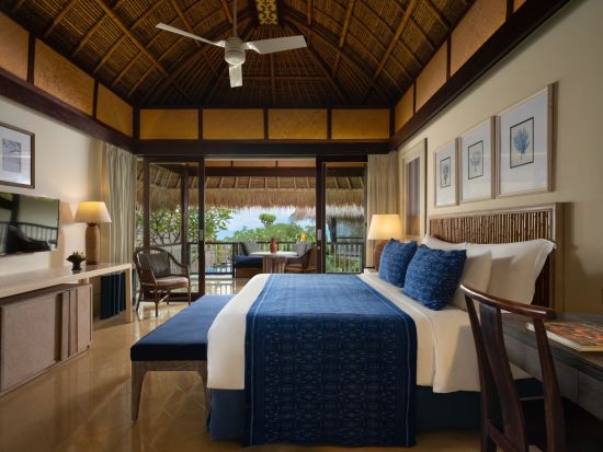 Sudamala Resort, Senggigi, Lombok:  Narmada Panoramic Suite