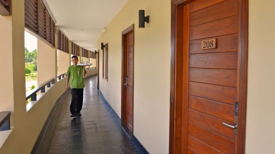 Emerald Palace in Naypyitaw:  Deluxe