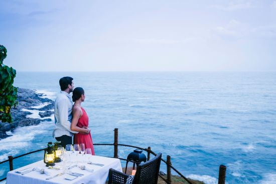 Anantara Peace Haven Tangalle Resort:  Seaview Dining