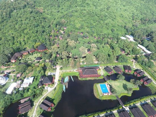 Pristine Lotus Resort à Lac Inle:  Aerial view
