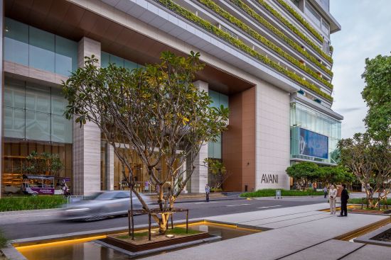 AVANI+ Riverside Bangkok Hotel:  Exterior