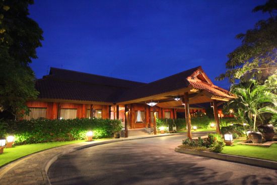 Rupar Mandalar à Mandalay:  Entrance