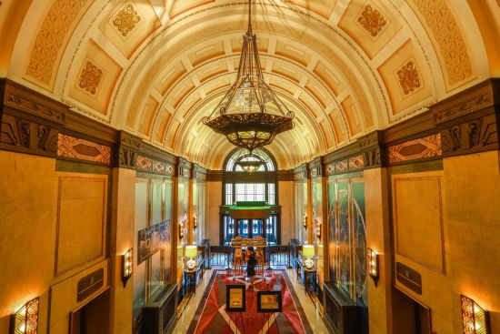 Fairmont Peace in Shanghai:  Lobby