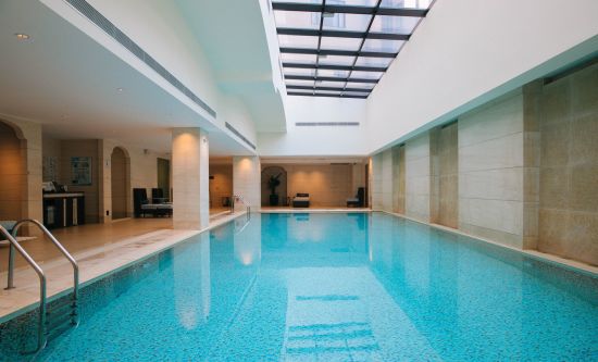 Fairmont Peace in Shanghai:  Indoor Pool