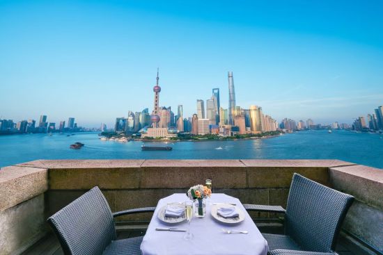 Fairmont Peace in Shanghai:  The Cathay Room Restaurant | balcony