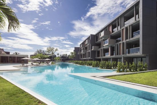 La Vela Khao Lak:  Pool