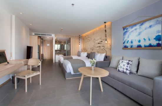 La Vela Khao Lak:  Deluxe Poolside