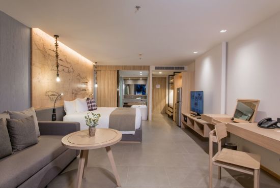 La Vela Khao Lak:  Deluxe Poolside