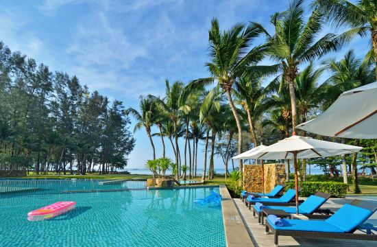 Dusit Thani Krabi Beach Resort:  Coco Vida Pool