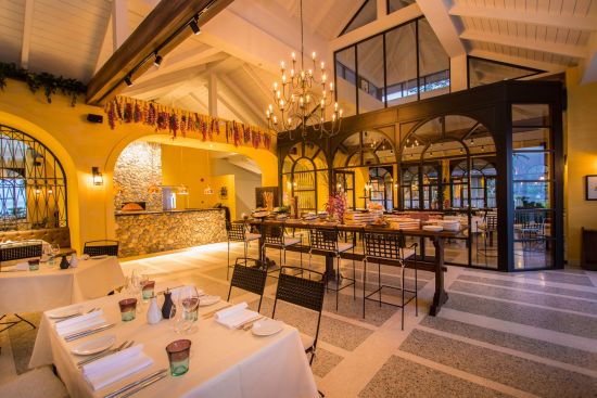 Dusit Thani Krabi Beach Resort:  Limoncello Bar